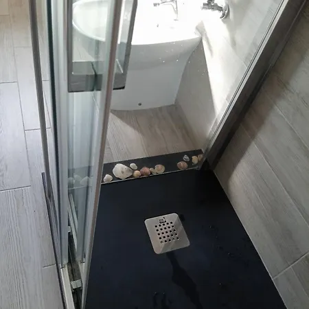 Camera Ale Via Lombardia Privatunterkunft *